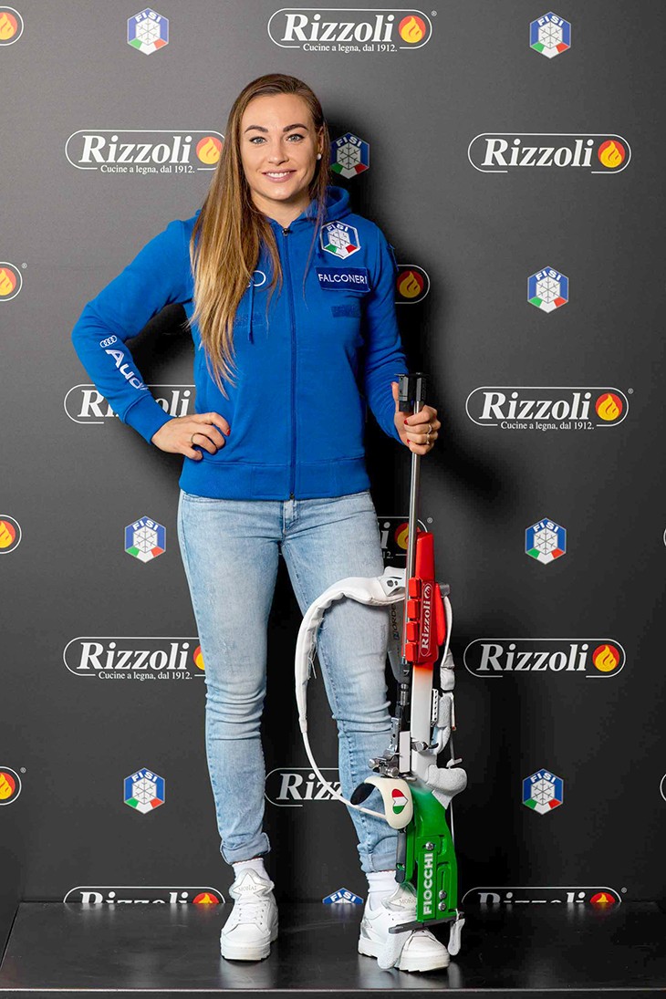 Rizzoli und Dorothea Wierer. Gemeinsam im Zeichen des Sports. 