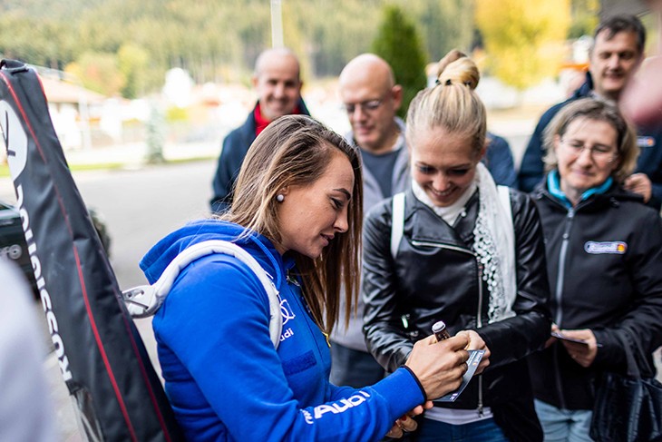Rizzoli und Dorothea Wierer. Gemeinsam im Zeichen des Sports. 