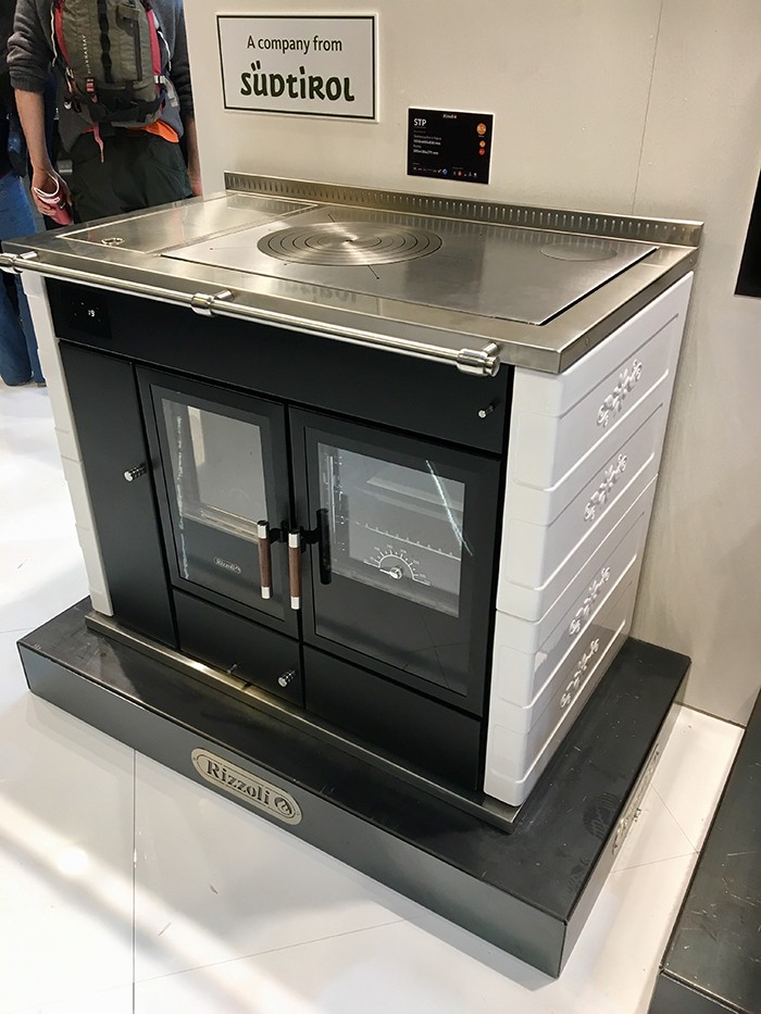 Nuova Serie STP. Ancora più performante. Ancora più affascinante.