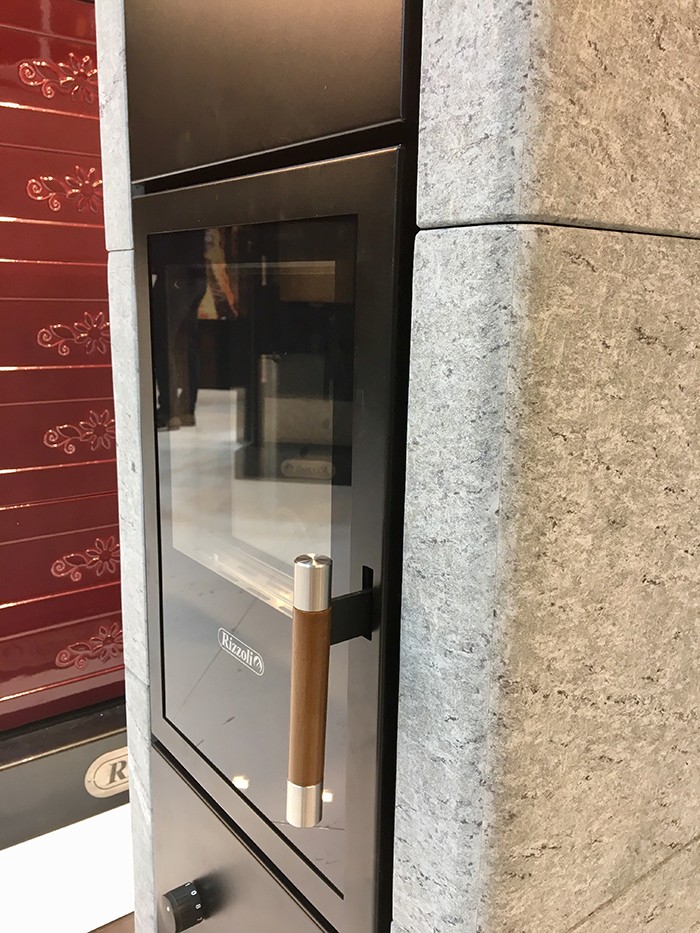 Nuova Serie T. Eleganza tecnologica